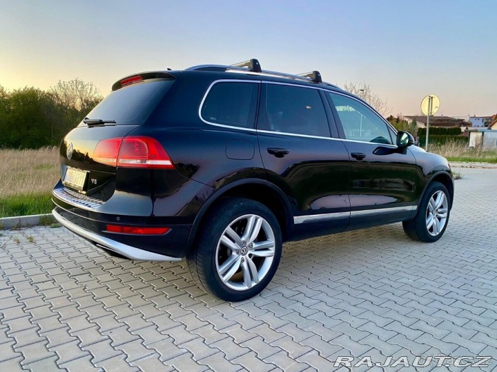 Volkswagen Touareg 4,2 tdi V8 - Koupeno ČR 2011