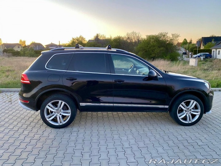 Volkswagen Touareg 4,2 tdi V8 - Koupeno ČR 2011