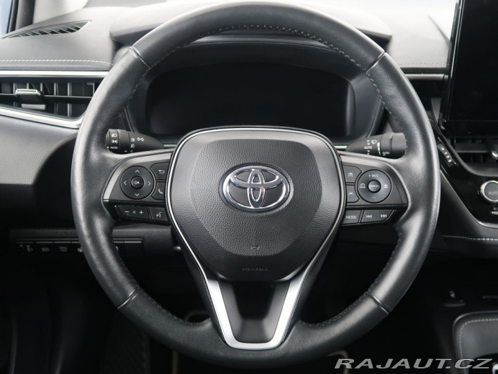 Toyota Corolla 1.8Hybrid,CZ,1Maj,Executi 2024