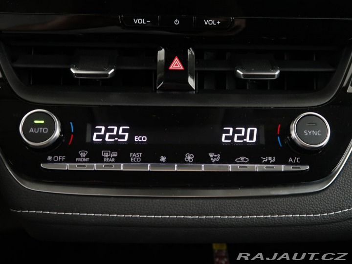 Toyota Corolla 1.8Hybrid,CZ,1Maj,Executi 2024