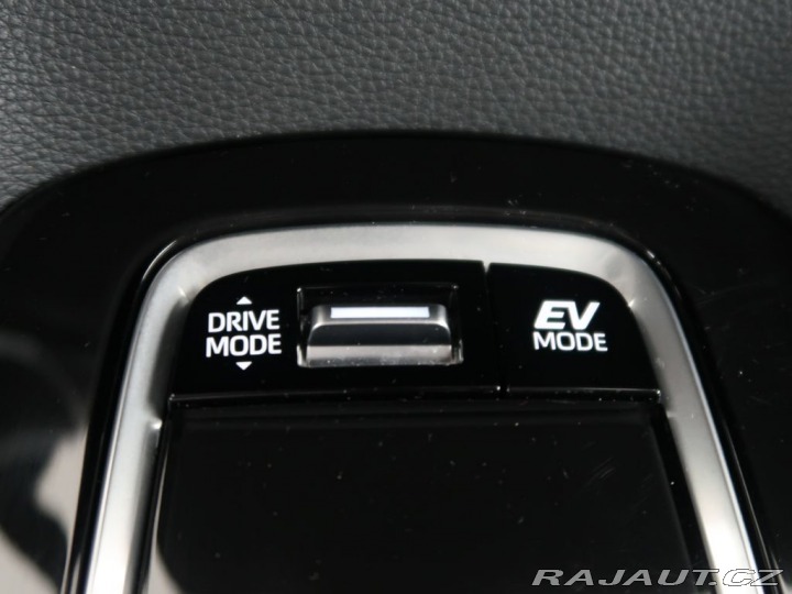 Toyota Corolla 1.8Hybrid,CZ,1Maj,Executi 2024