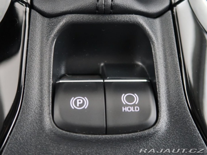 Toyota Corolla 1.8Hybrid,CZ,1Maj,Executi 2024