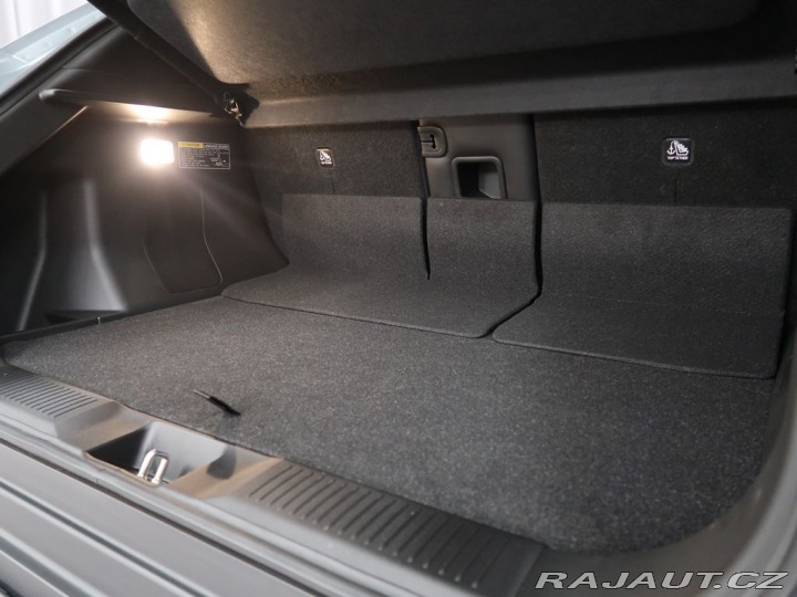 Suzuki Vitara Elegance 4x4 - vůz na ces 2026