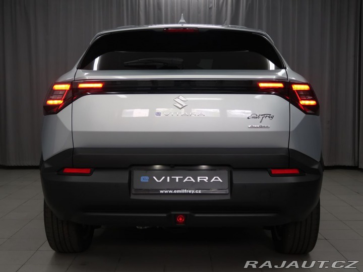 Suzuki Vitara Elegance 4x4 - vůz na ces 2026
