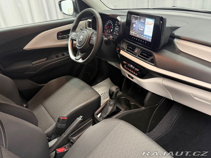 Suzuki Swift Premium AT - k odběru IHN 2026