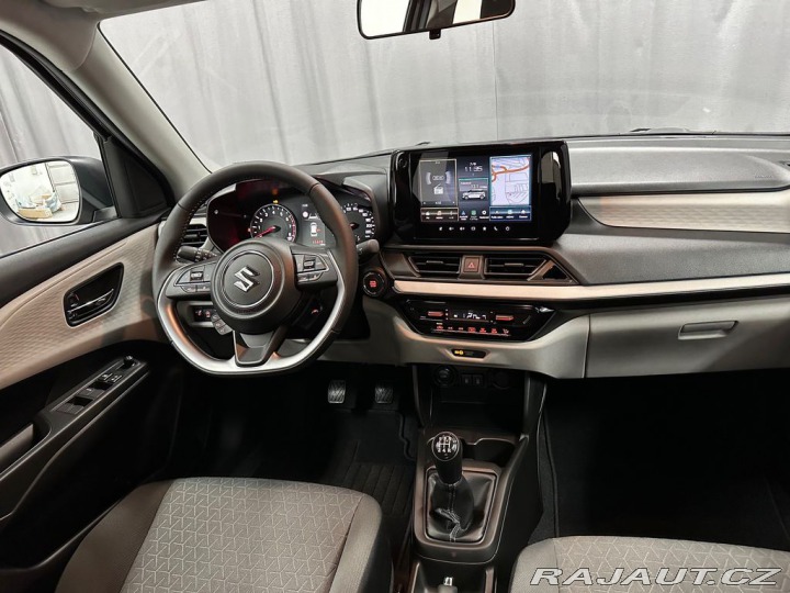 Suzuki Swift Premium, manuál. Na cestě 2026