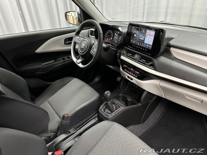 Suzuki Swift Premium, manuál. Na cestě 2026
