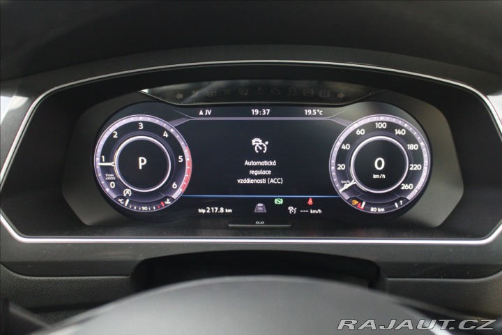 Volkswagen Tiguan 2,0   DSG 4Motion OFFROAD 1800