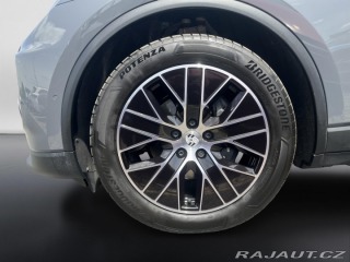 Porsche Macan 4 2025