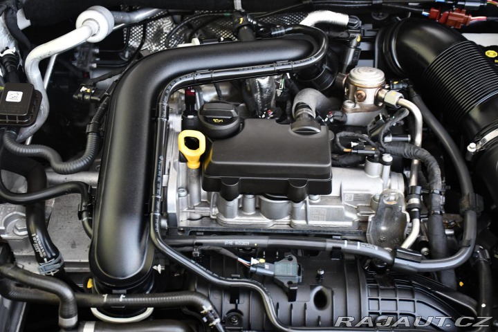 Škoda Kamiq 1.0TSi CARPLAY 31tis.KM 2022