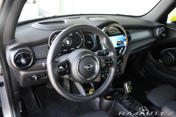Mini Cooper SE ČR PANO 17tis. KM 1.M 2021