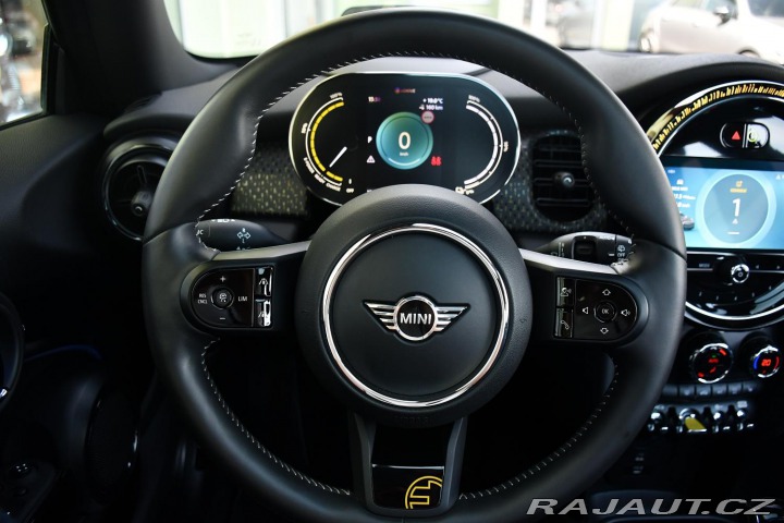 Mini Cooper SE ČR PANO 17tis. KM 1.M 2021