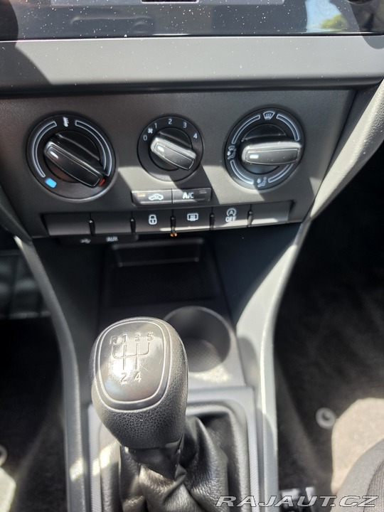 Škoda Rapid 1.2 TSi 66 KW ŘEMEN-2015 2015
