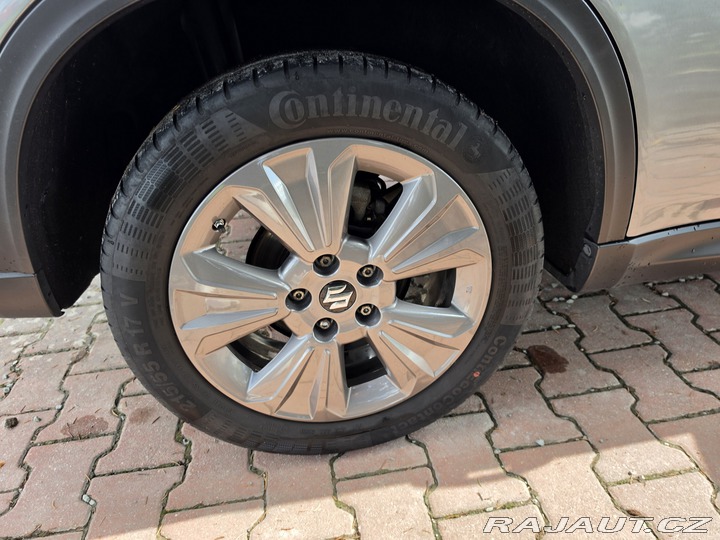 Suzuki Vitara 1.4 Hybrid-4x2-1.MAJ.-TAŽ 2020