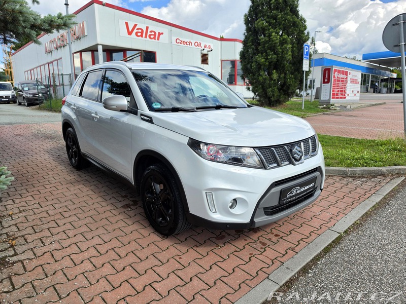 Suzuki Vitara 1.4 S 4x4 2018-TAŽNÉ-NAVI