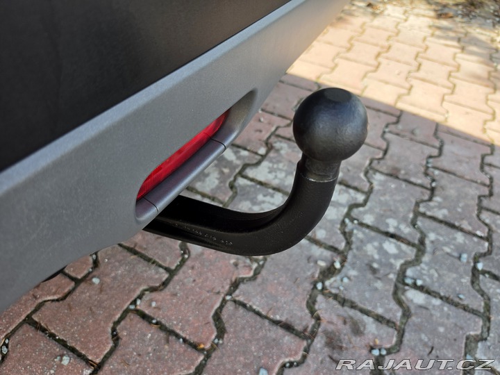 Suzuki Vitara 1.4 S 4x4 2018-TAŽNÉ-NAVI 2018