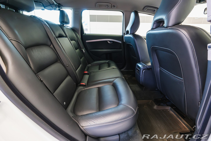 Volvo XC70 DYNAMIC EDITION D4 162kW 2015