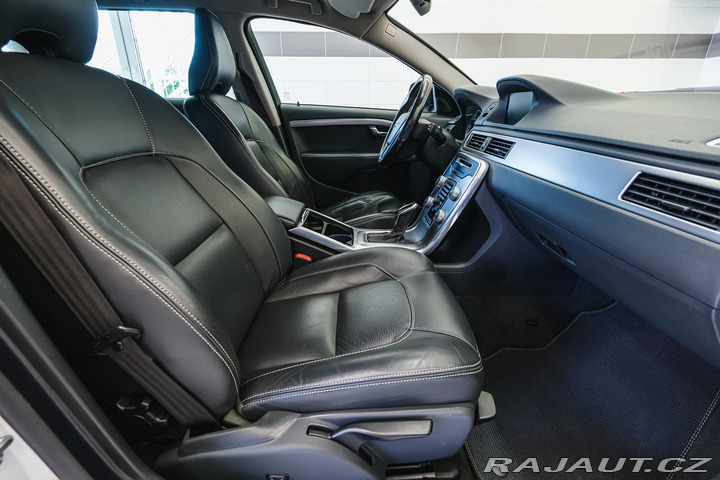 Volvo XC70 DYNAMIC EDITION D4 162kW 2015