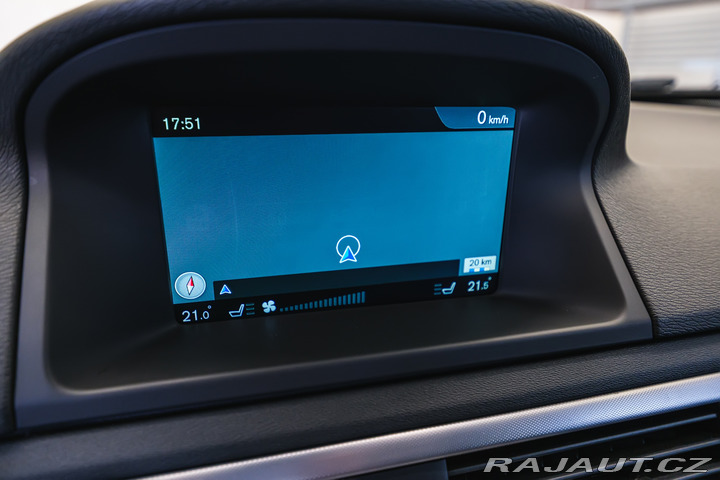 Volvo XC70 DYNAMIC EDITION D4 162kW 2015