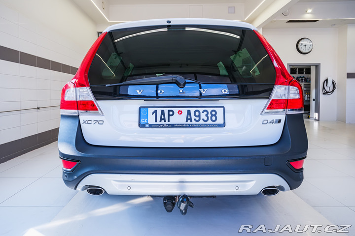 Volvo XC70 DYNAMIC EDITION D4 162kW 2015