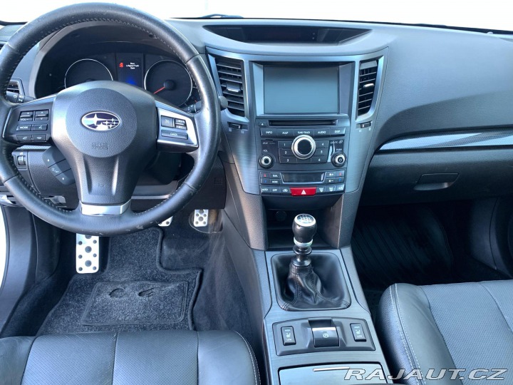 Subaru Outback 2.0D, 110KW, 4x4, NOVÉ DP 2014