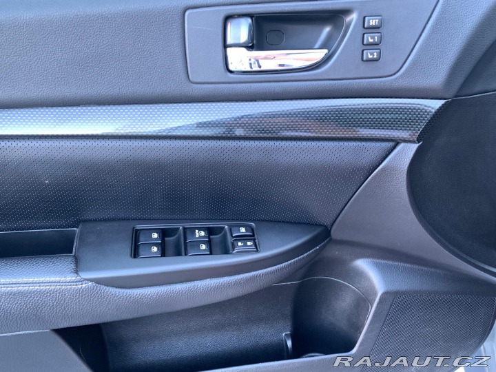 Subaru Outback 2.0D, 110KW, 4x4, NOVÉ DP 2014