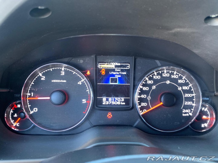 Subaru Outback 2.0D, 110KW, 4x4, NOVÉ DP 2014