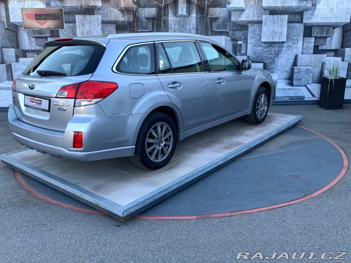 Subaru Outback 2.0D, 110KW, 4x4, NOVÉ DP 2014