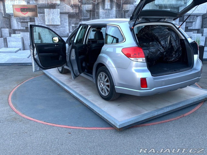 Subaru Outback 2.0D, 110KW, 4x4, NOVÉ DP 2014