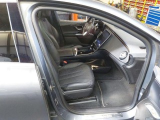 Mercedes-Benz EQE 350 4-matic Premium Plus 2023