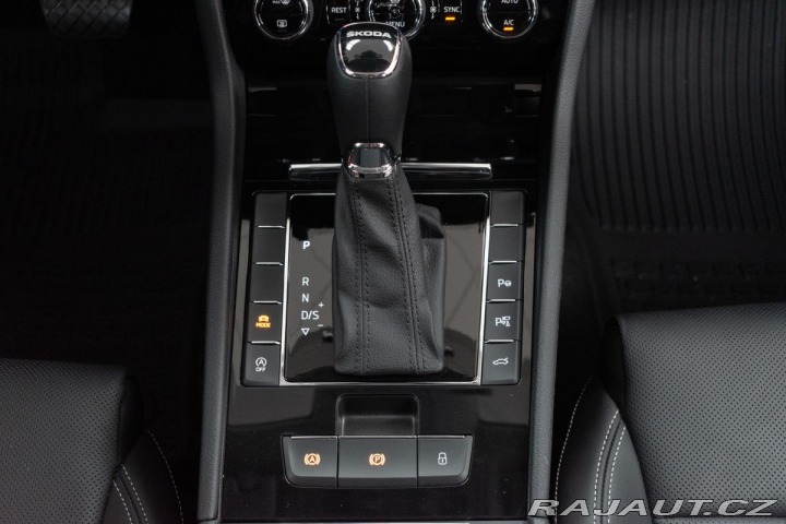 Škoda Superb 2.0 TDI L&K*KAMERA360 2022