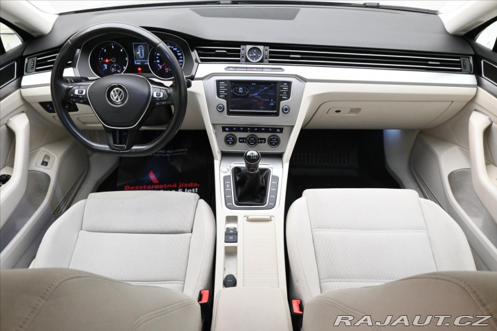 Volkswagen Passat 2,0 TDI 110kW Tažné Záruk 2015