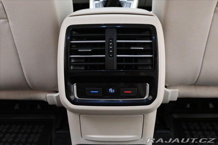 Volkswagen Passat 2,0 TDI 110kW Tažné Záruk 2015