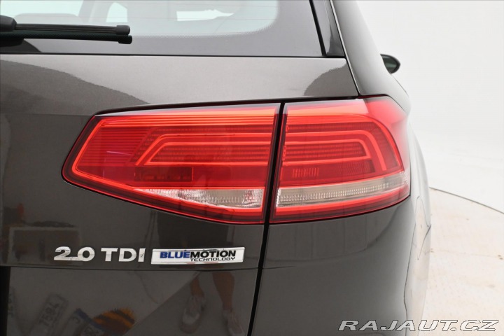 Volkswagen Passat 2,0 TDI 110kW Tažné Záruk 2015