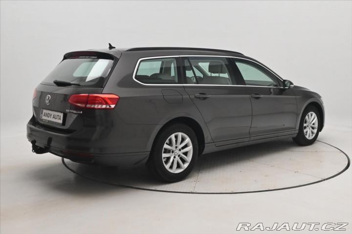 Volkswagen Passat 2,0 TDI 110kW Tažné Záruk 2015