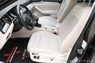 Volkswagen Passat 2,0 TDI 110kW Tažné Záruk 2015