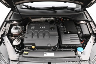 Volkswagen Passat 2,0 TDI 110kW Tažné Záruk 2015