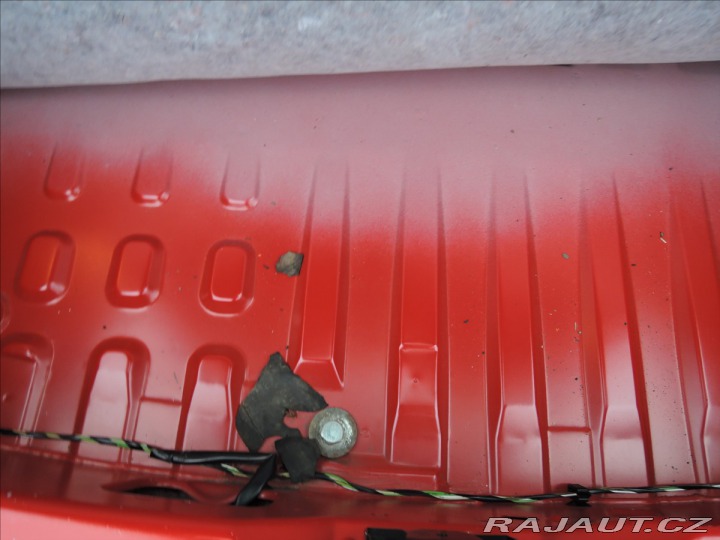 Peugeot 206 1,4 i 1.maj. 88tkm  + 2012