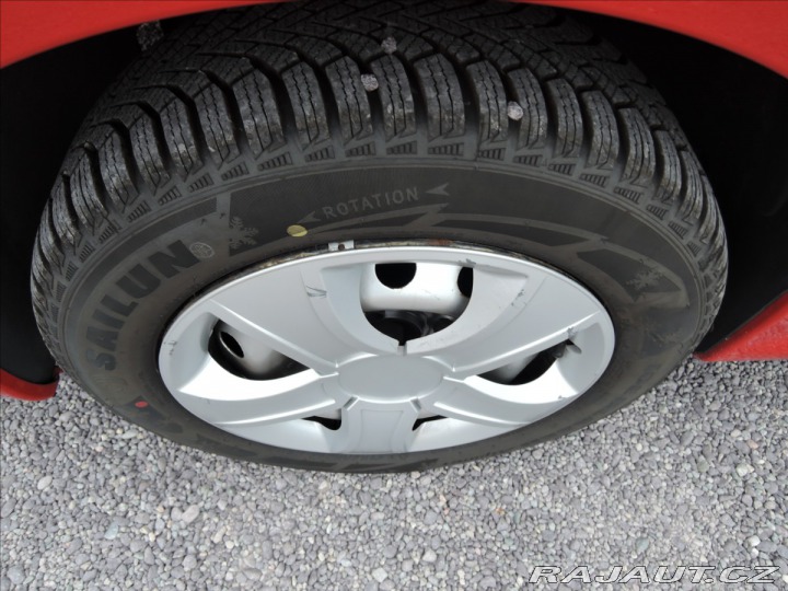 Peugeot 206 1,4 i 1.maj. 88tkm  + 2012