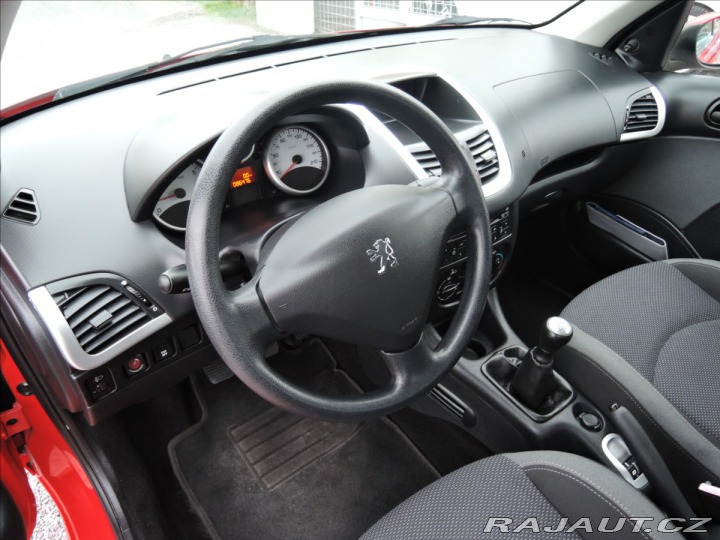 Peugeot 206 1,4 i 1.maj. 88tkm  + 2012