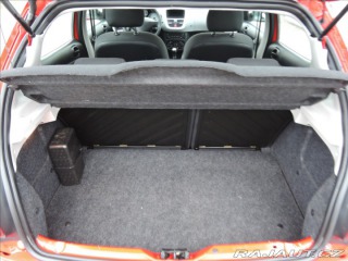 Peugeot 206 1,4 i 1.maj. 88tkm + 2012