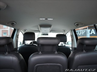 Volkswagen Touran 2,0 TDi DSG 7.míst Kůže 2014