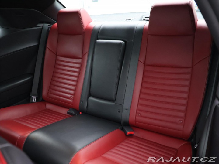 Dodge Challenger 3,6 L SXT 227kW Pentastar 2012
