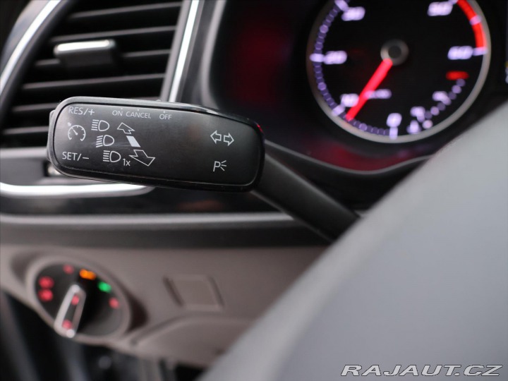 Seat Leon 1,6 TDI 81kW DSG Style ST 2015