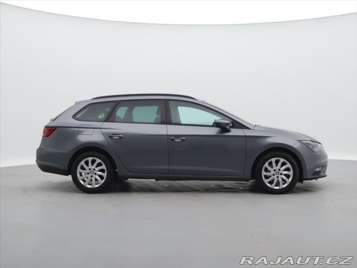 Seat Leon 1,6 TDI 81kW DSG Style ST 2015