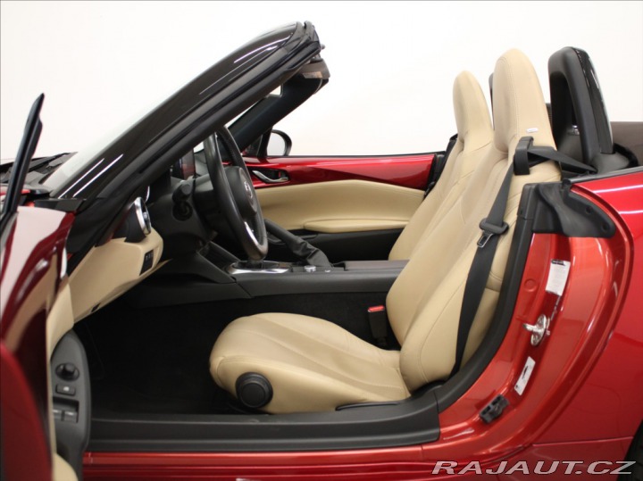Mazda MX-5 2,0 G184 Béžová kůže 34 2 2020