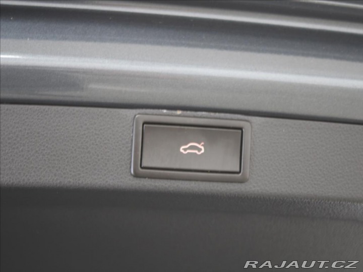 Škoda Octavia 2,0 TDi 110kW DSG PANO.Pa 2020