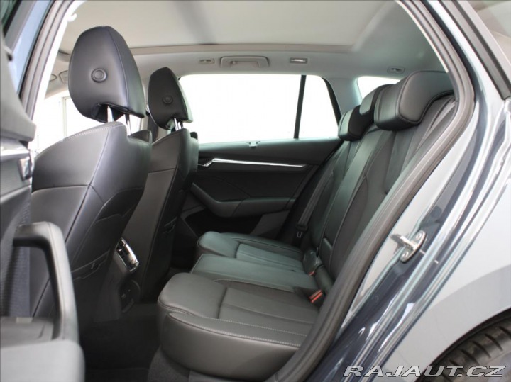 Škoda Octavia 2,0 TDi 110kW DSG PANO.Pa 2020
