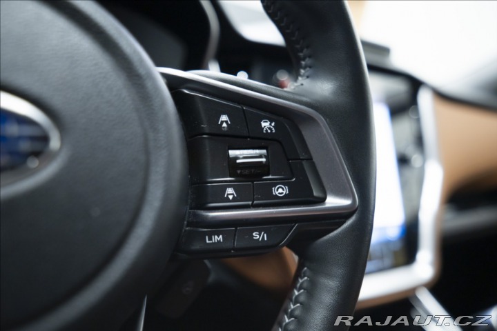 Subaru Outback 2,5 i AT AWD NAVI KAMERA 2021