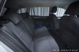 Volkswagen Golf 1,5 eTSI DSG KAMERA VÝHŘE 2023